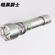 鋁合金手電筒 尾部安全錘戶外遠(yuǎn)射強(qiáng)光充電手電筒