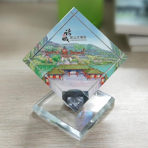 龍城有禮 旋轉(zhuǎn)水晶